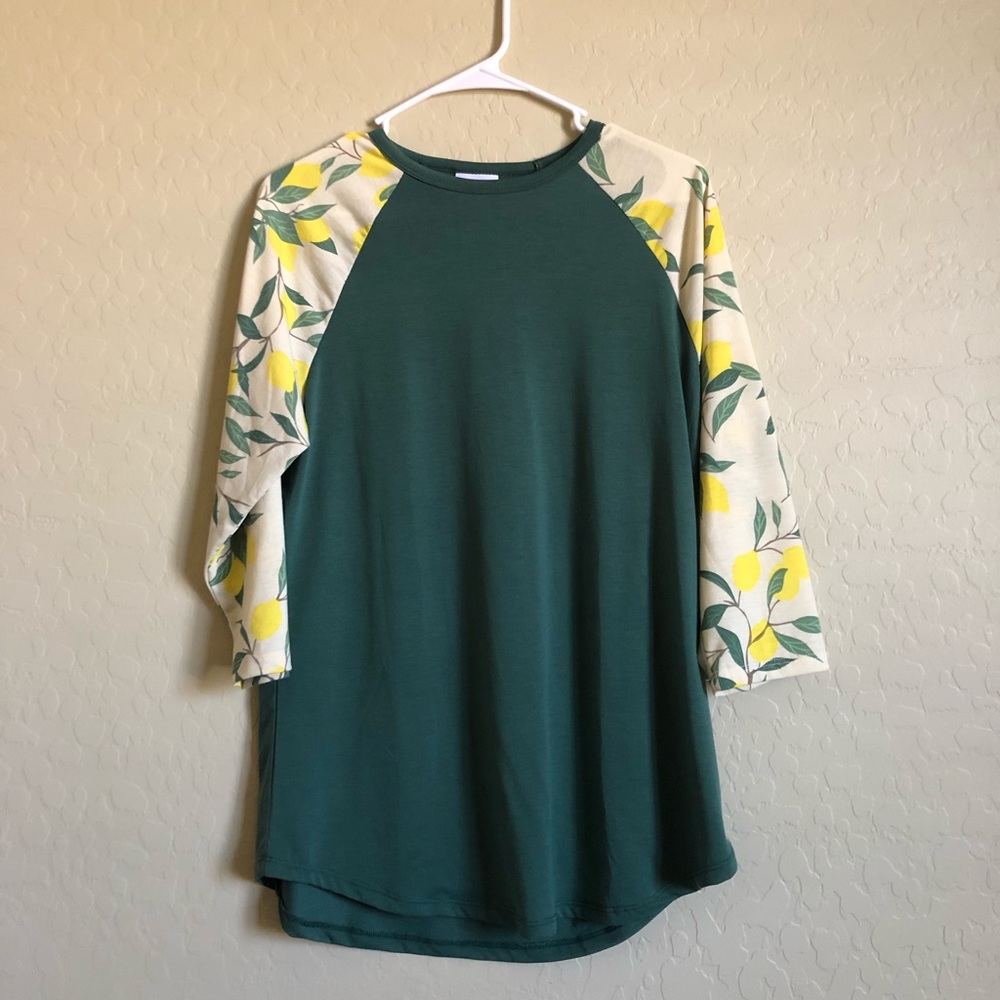 Lularoe Randy/baseball tee